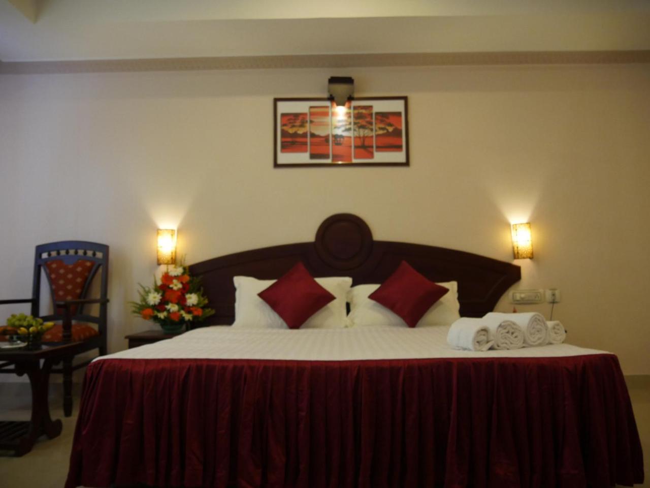Hotel Karthika Residency Kilimanur Exterior foto